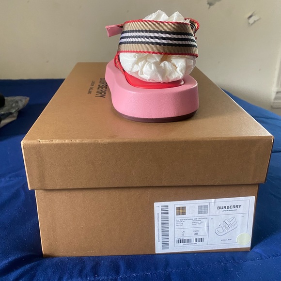 Burberry Women's Pink Icon Stripe Canvas Sandals - Picture 3 of 4